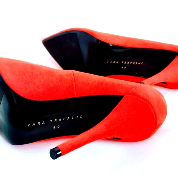 NWT Zara Trafaluc Red Suade Pump's - Picture 3 of 7